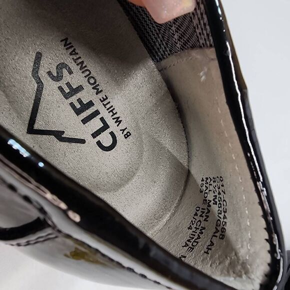 Cliffs By White Mountain Size 8.5 Women's Galah Penny Loafer Flack Black Patent - Picture 7 of 9